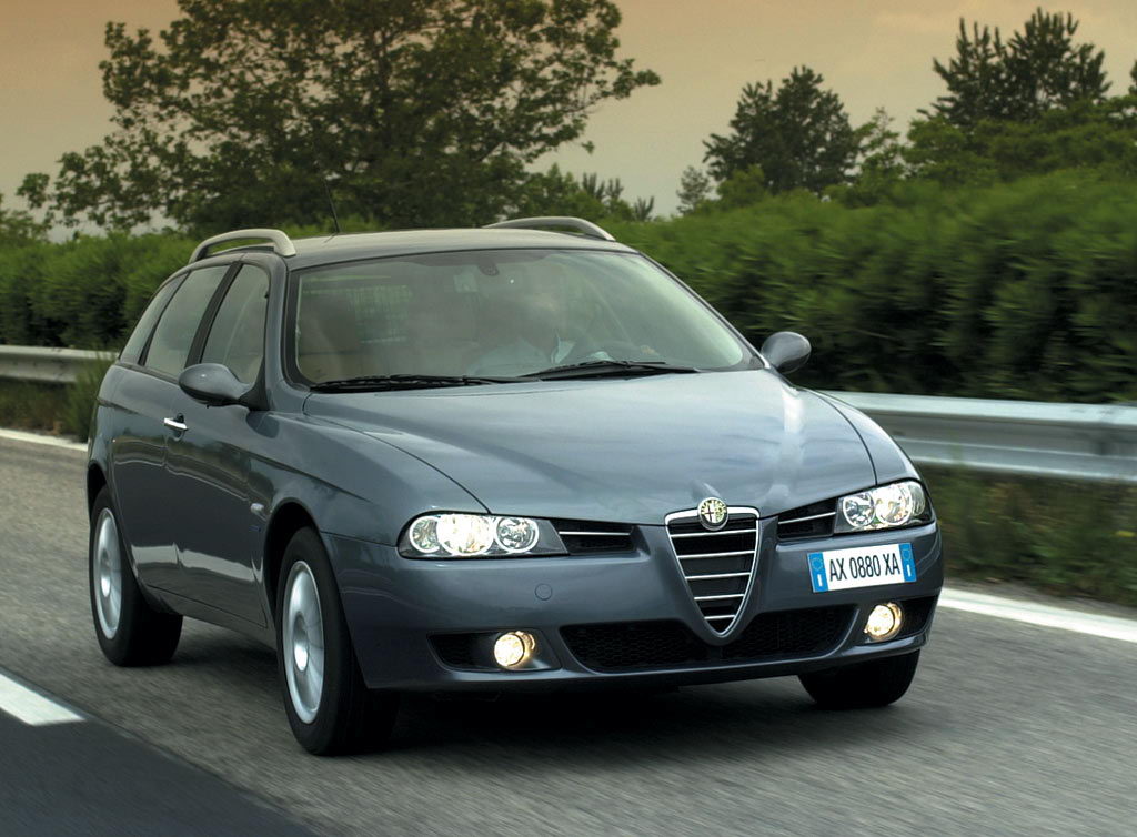 Alfa Romeo 156 2003 003.jpg